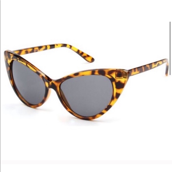 Tortoise Cat Eye  Fashion Sunglasses - Picture 2 of 6